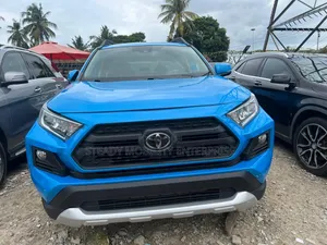 Toyota RAV4 2019 Blue