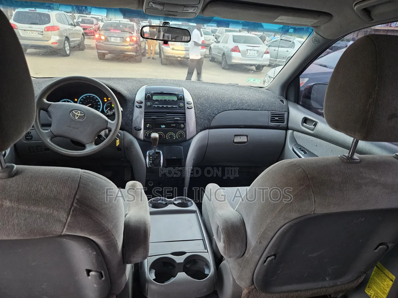 Toyota Sienna 2009 Silver