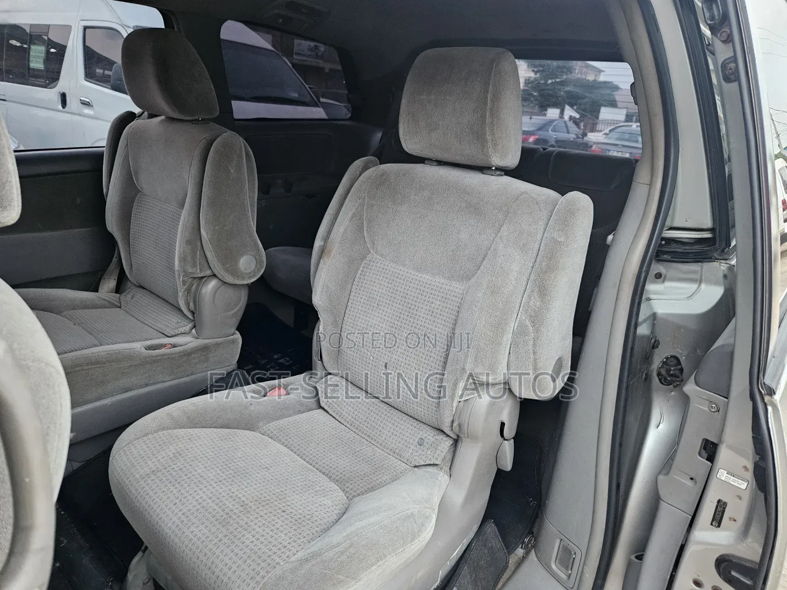 Toyota Sienna 2009 Silver
