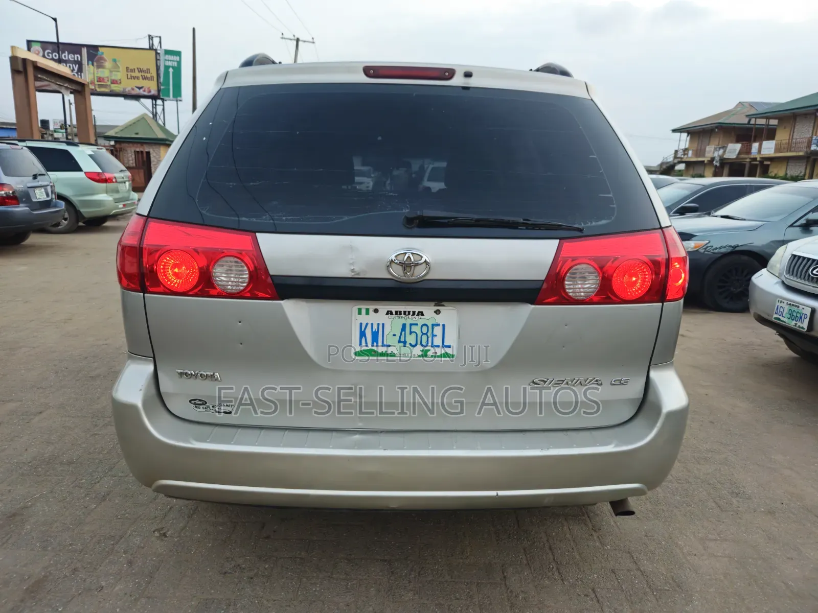 Toyota Sienna 2009 Silver