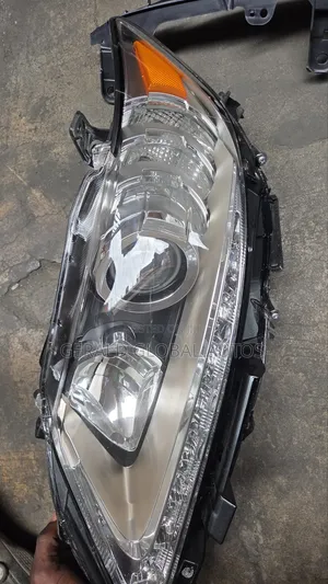 Head Lamp ES 350 2015