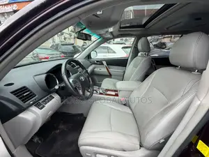Toyota Highlander Limited 2011 Black