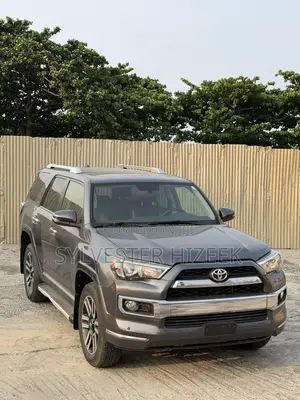 Toyota 4-Runner 2017 Gray