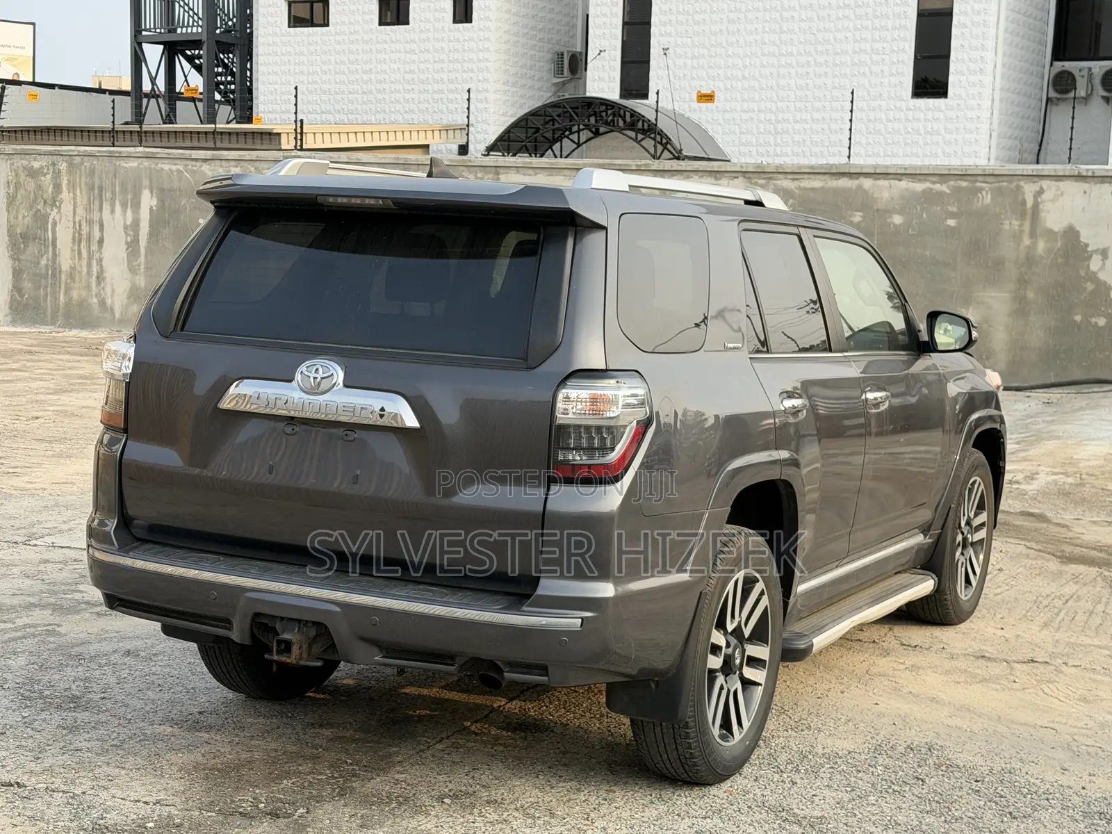 Toyota 4-Runner 2017 Gray