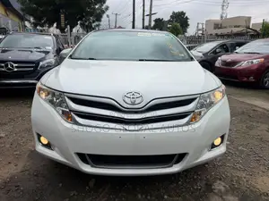 Toyota Venza XLE 2014 White