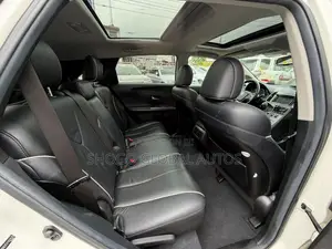 Toyota Venza XLE 2014 White