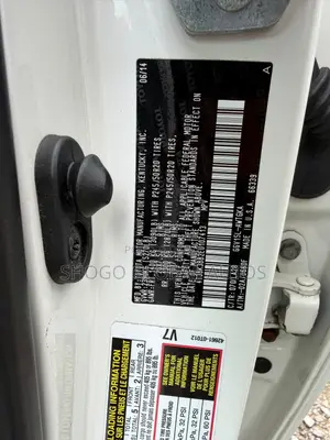 Toyota Venza XLE 2014 White