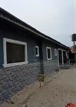 3bdrm Bungalow in Ekwere, Warri for sale