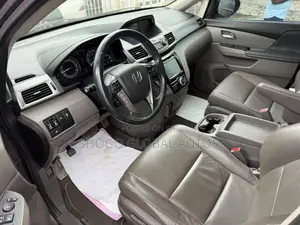 Honda Odyssey EX-L 4dr Minivan (3.5L 6cyl 6A) 2014 Gray