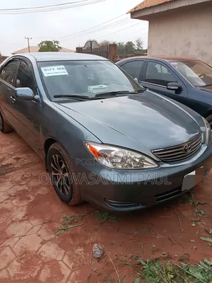 Toyota Camry XLE 4dr Sedan (2.4L 4cyl 4A) 2003 Gray