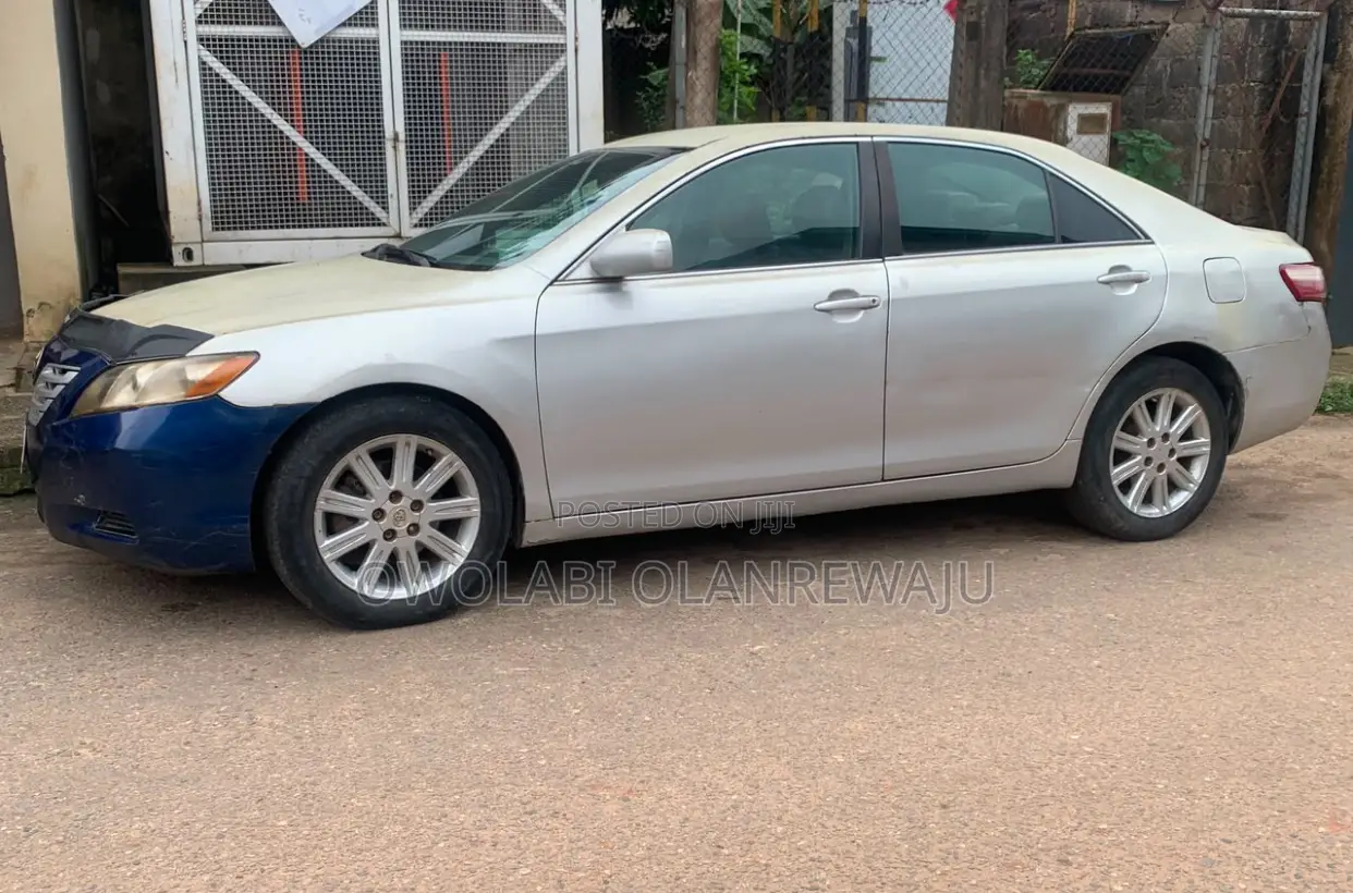 Toyota Camry 2008 Silver