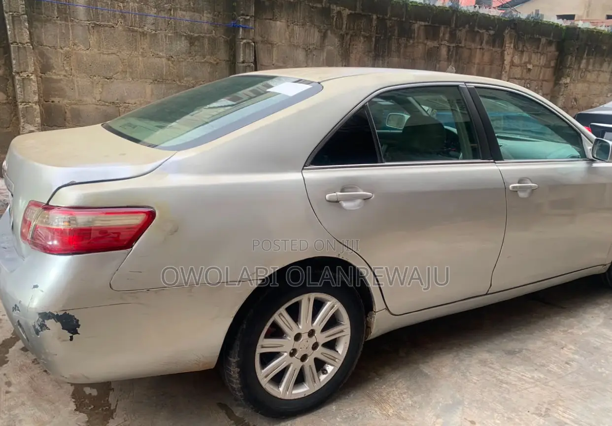 Toyota Camry 2008 Silver
