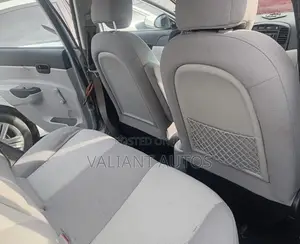 Hyundai Accent 2009 Silver