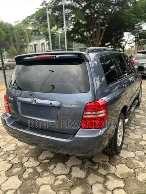 Toyota Highlander 2004 Gray