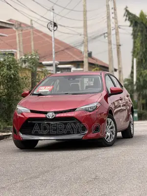 Toyota Corolla LE (1.8L 4cyl 2A) 2018 Red