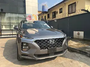 Hyundai Santa Fe SE 2.4 FWD 2019 Gray