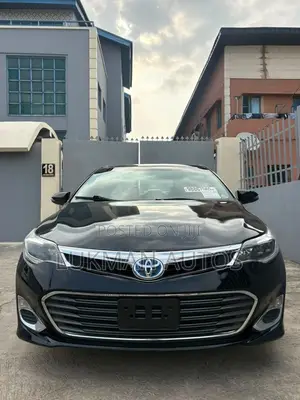 Toyota Avalon XLE 4dr Sedan (3.5L 6cyl 6A) 2014 Black