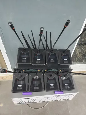 Shure 8 in 1 Conference Wireless Microphone