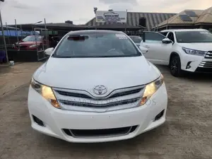 Toyota Venza XLE 2013 White