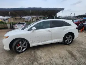 Toyota Venza XLE 2013 White