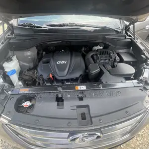 Hyundai Santa Fe SE AWD 2016 Silver