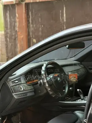 BMW 740 2011 Black