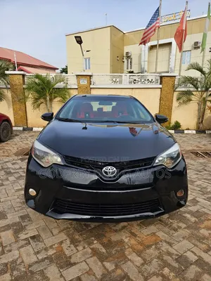Toyota Corolla 2015 Black