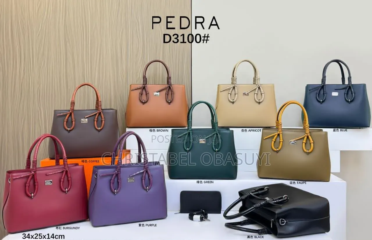 Pedra Hand Bag