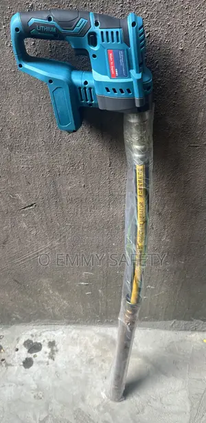Cordless Vibrator With Hose