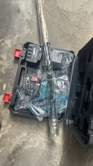 Cordless Vibrator With Hose