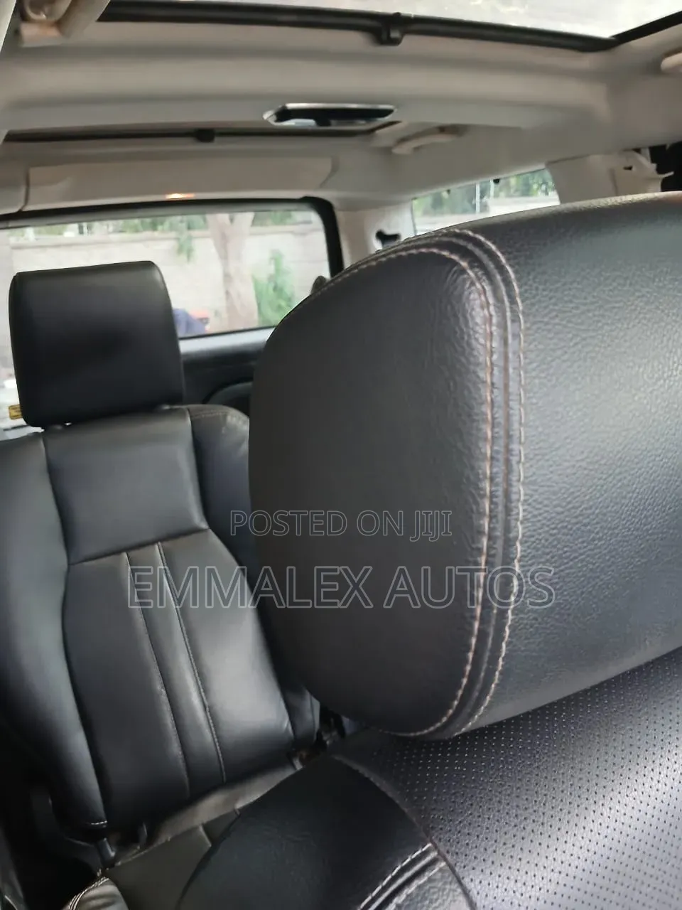 Land Rover Lr4 Base 4x4 2016 Black