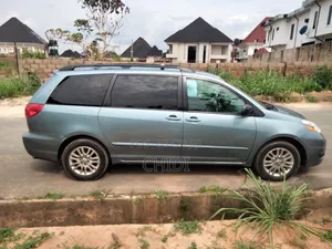 Toyota Sienna 2008 Blue