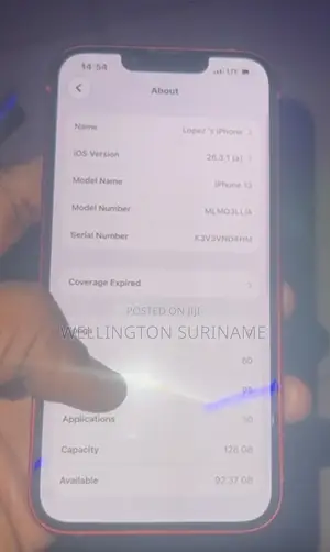 Apple iPhone 13 128 GB Red