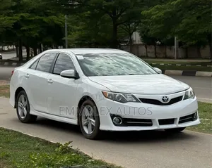 Toyota Camry 2014 White
