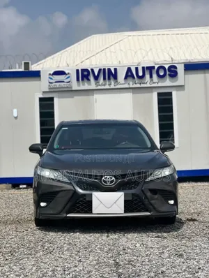 Toyota Camry 2020 Brown