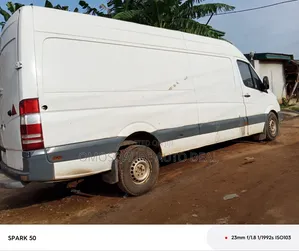 Mercedes-Benz Sprinter 2005 White