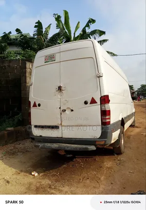Mercedes-Benz Sprinter 2005 White