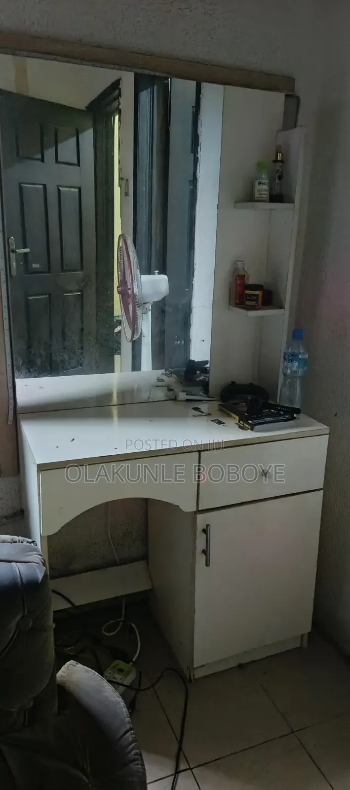 Standing Mirror Shelf