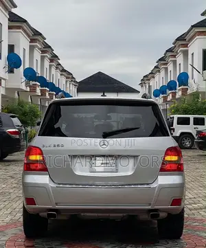 Mercedes-Benz GLK-Class 350 4MATIC 2012 Gray