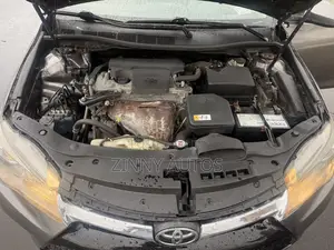 Toyota Camry SE 4dr Sedan (2.5L 4cyl 6A) 2016 Gray