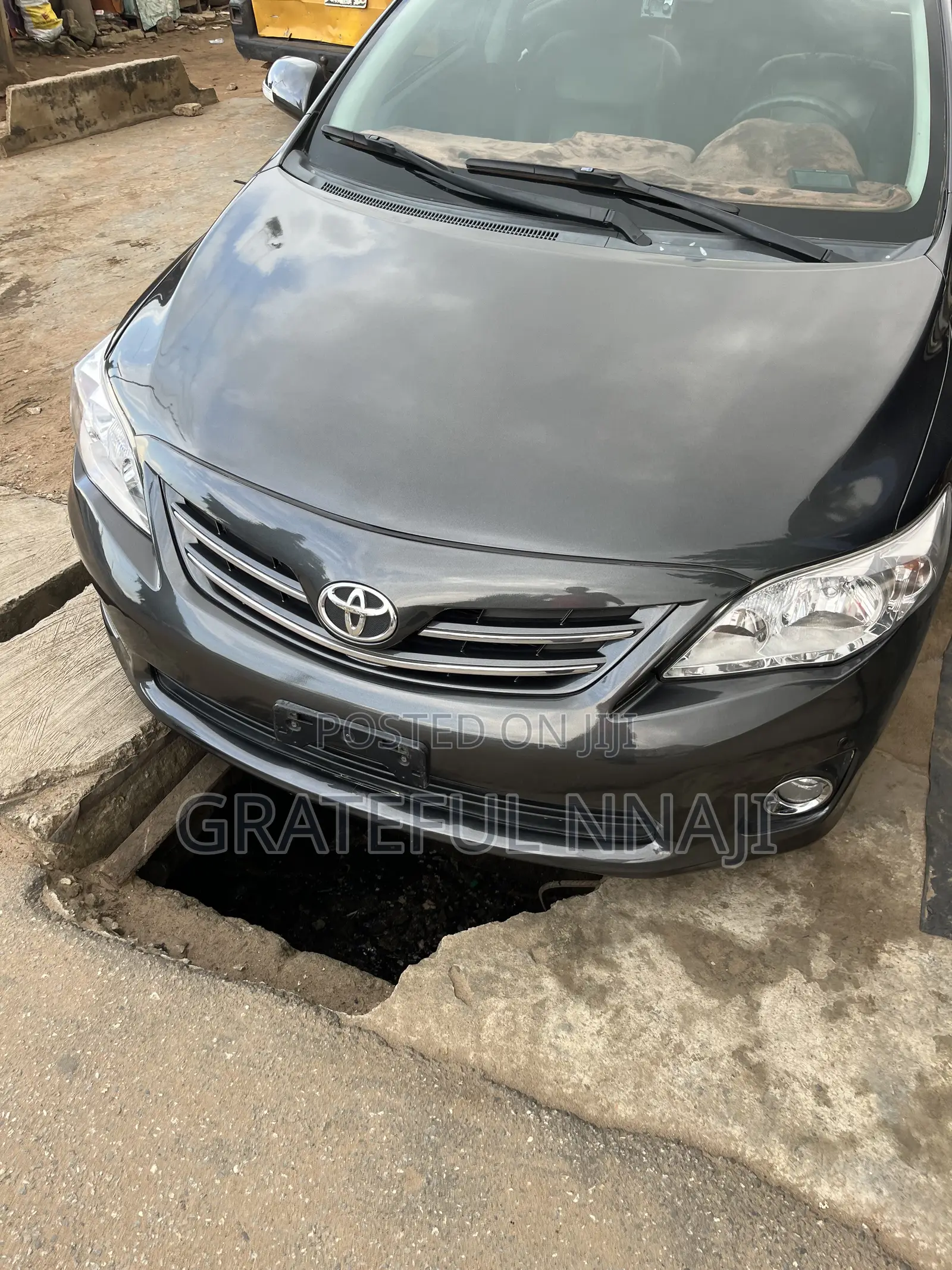 Toyota Corolla 2012 Gray