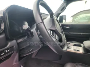 Toyota Land Cruiser 2025 Silver