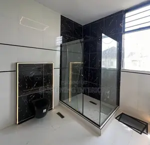 Bathroom Luxury Shower Cubicle