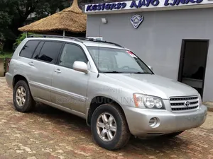 Toyota Highlander 2004 Silver