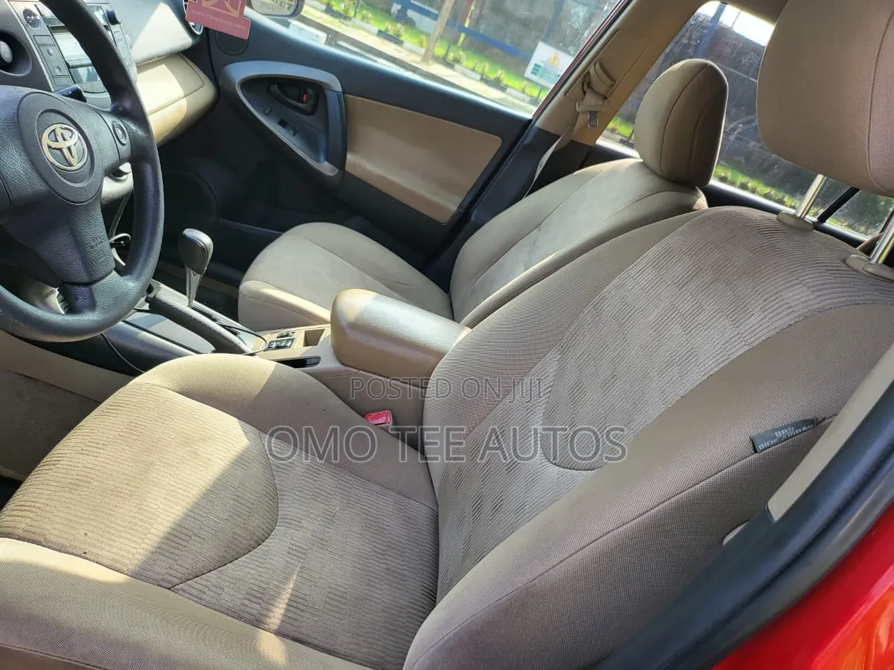 Toyota RAV4 2011 Red