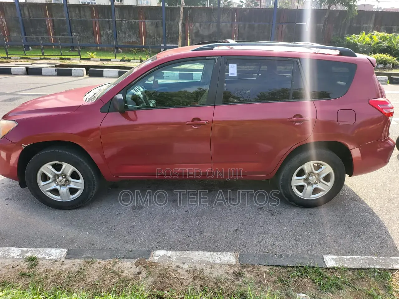 Toyota RAV4 2011 Red