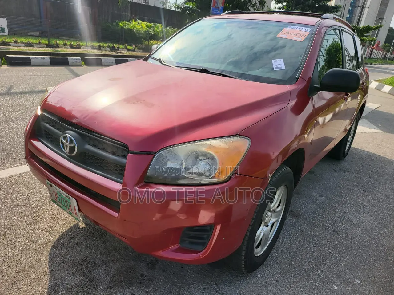 Toyota RAV4 2011 Red
