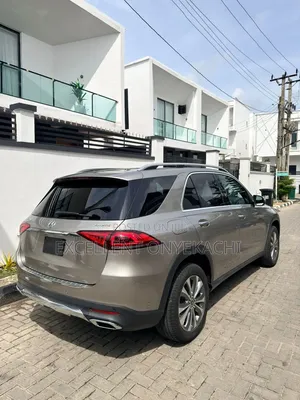 Mercedes-Benz GLE-Class 2020 Maroon