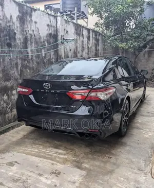 Toyota Camry 2018 Black