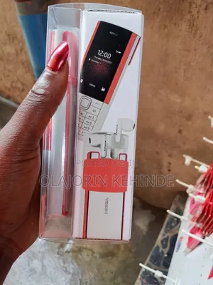 New Nokia 5710 XpressAudio White